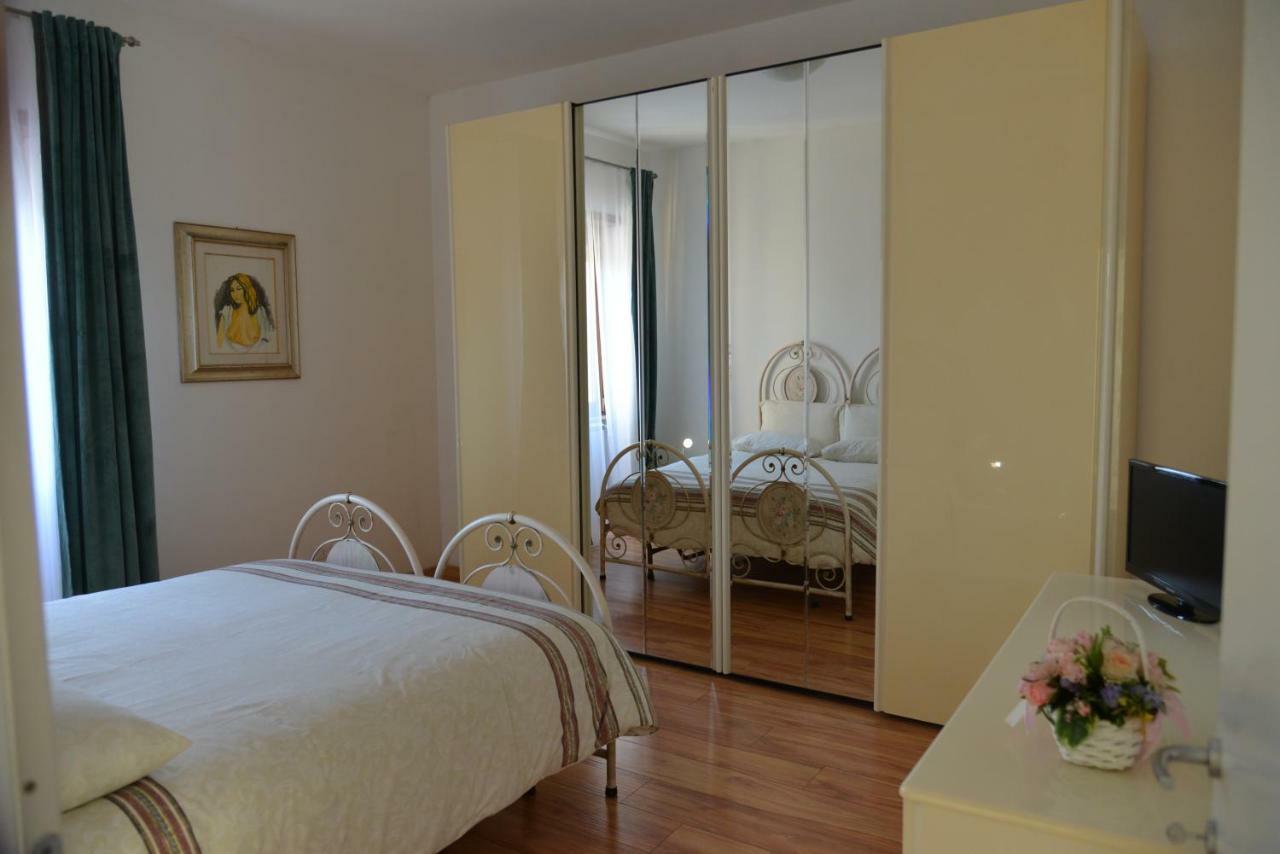 Apartamento de 60 m² en Aeropuerto de Roma - Fiumicino, con 2 habitación Exterior foto
