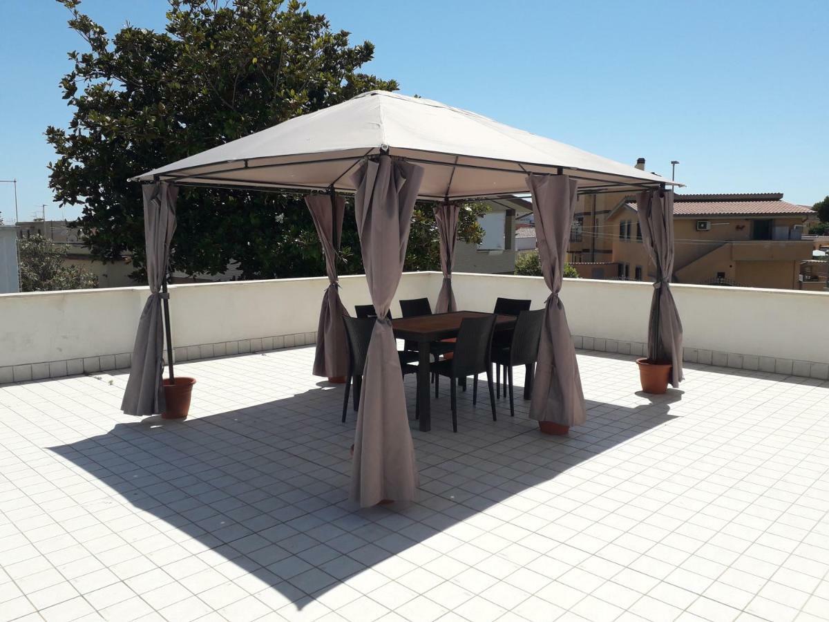 Apartamento de 60 m² en Aeropuerto de Roma - Fiumicino, con 2 habitación Exterior foto